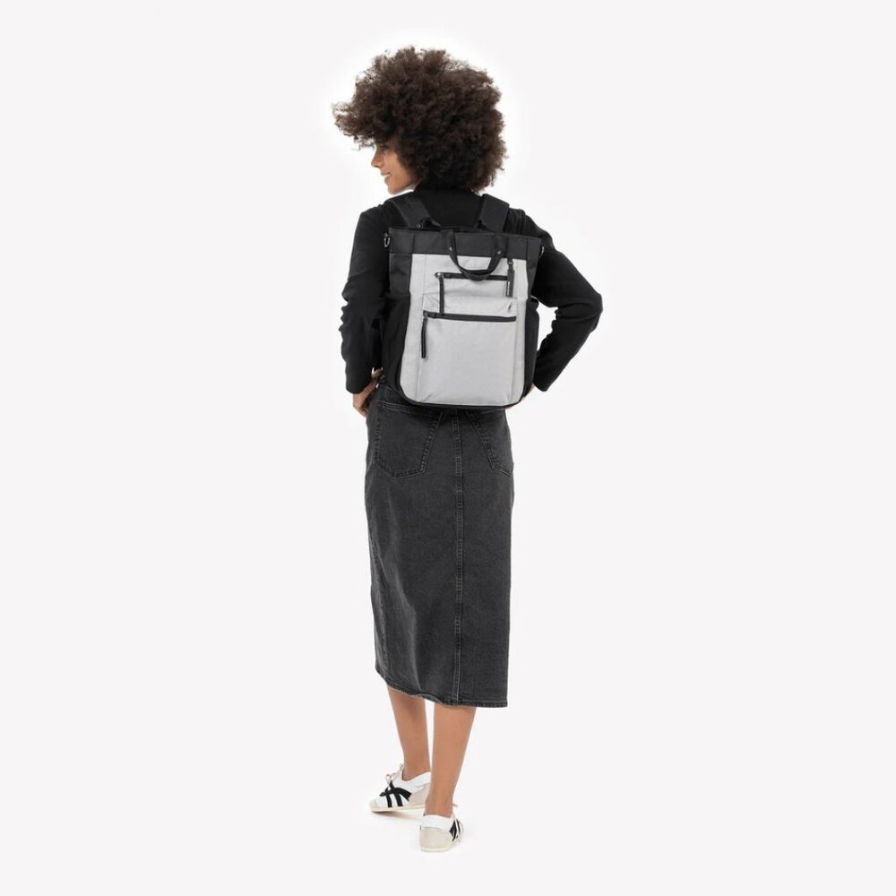 Sherpani Soleil Multi-Wear Travel Bag in Sterling - Picture 7 of 10